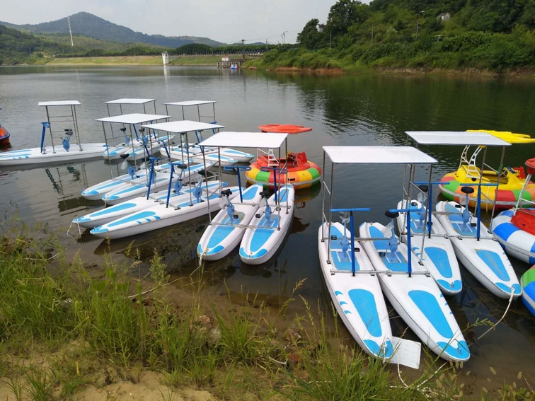 水上雙人自行車(chē)