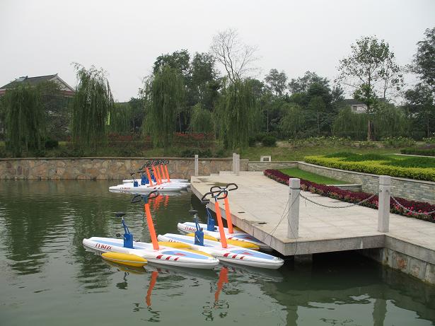 水上單人自行車(chē)