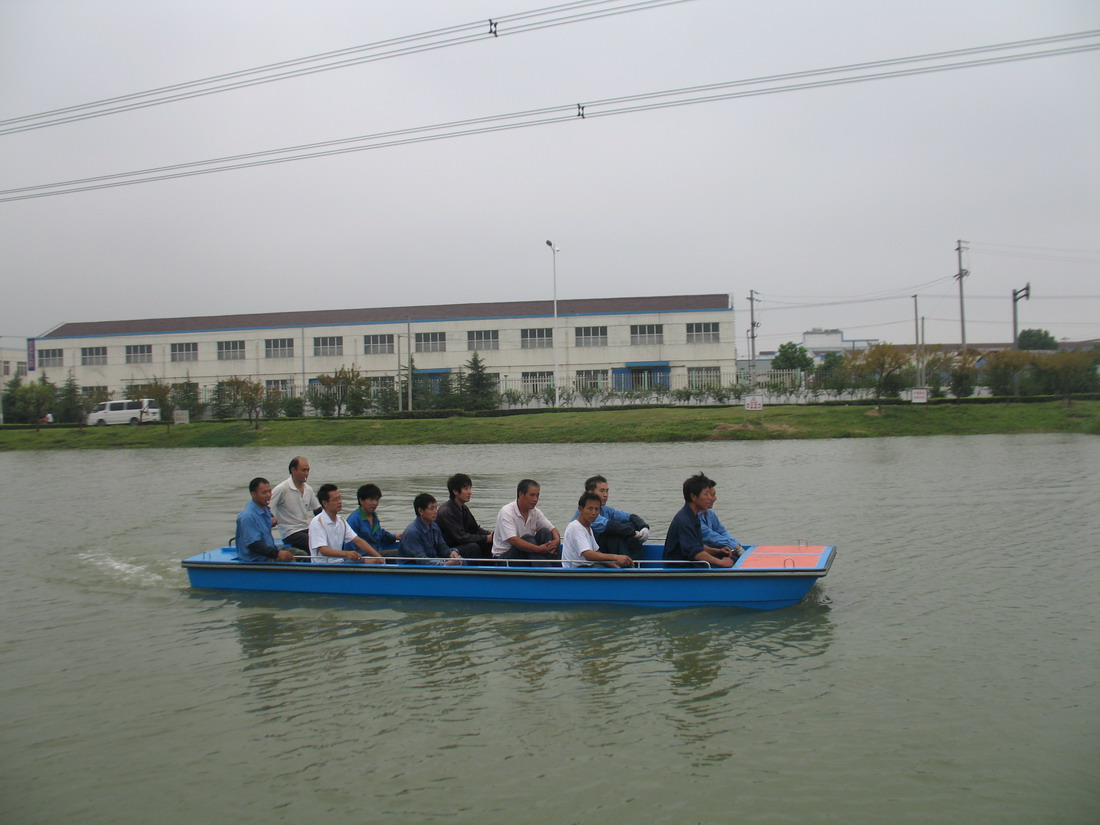 溶洞專(zhuān)用電動(dòng)船 電瓶船