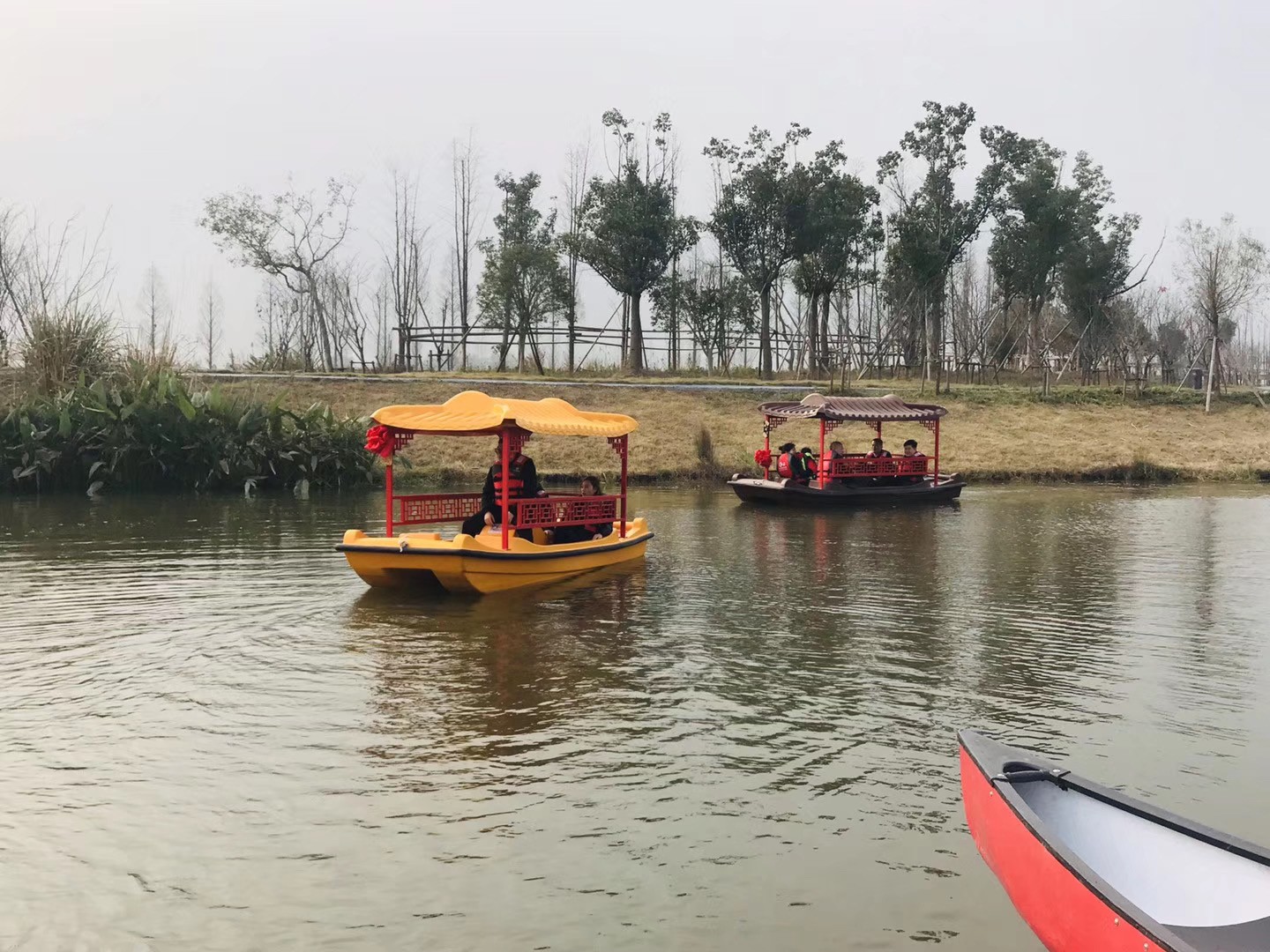 仿古腳踏船  畫(huà)舫腳踏船  顏色定做